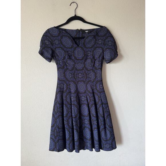 Versus Versace Dress Women’s Size 38 Blue Black Print Pleated Glam Short Evening - Picture 1 of 9